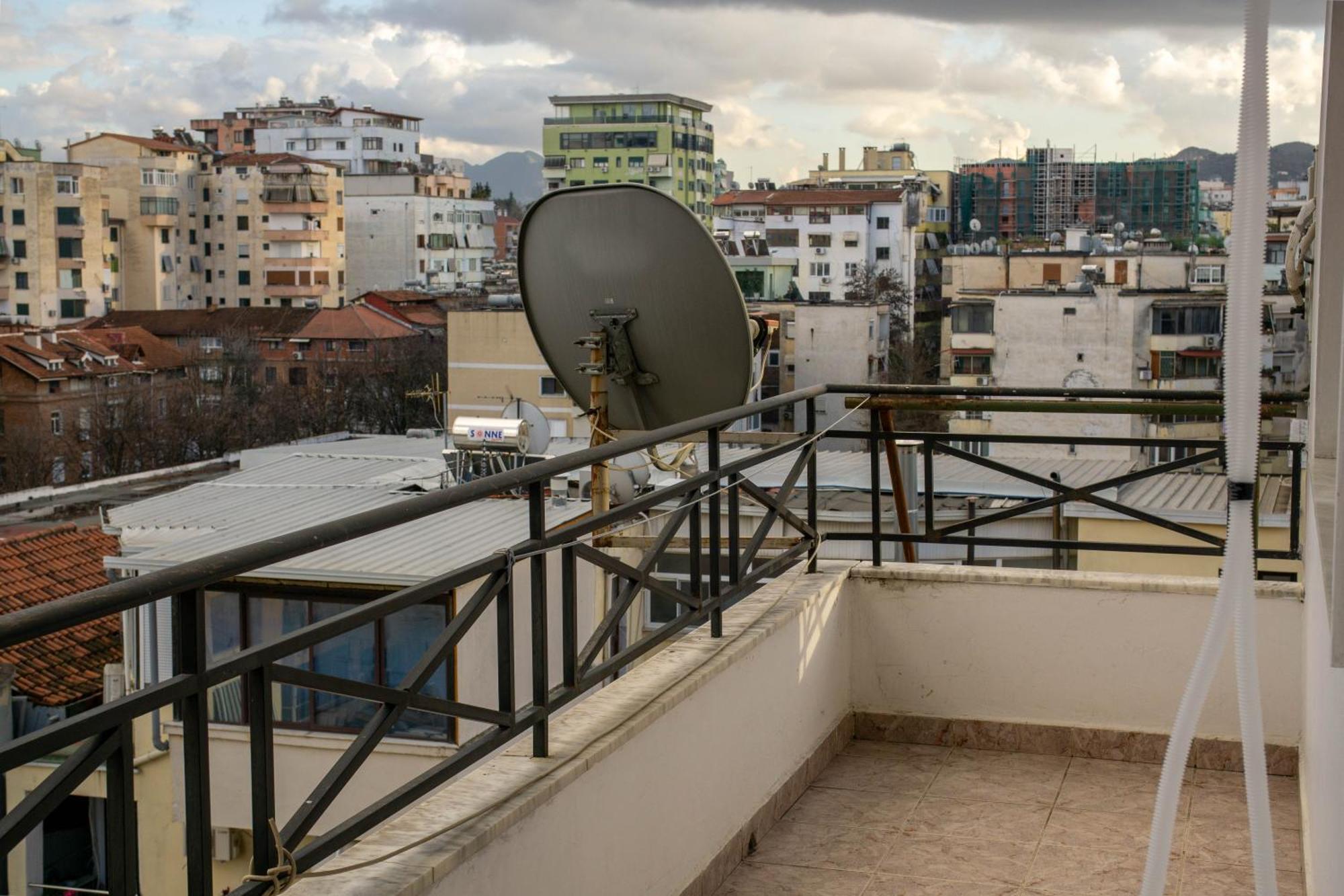 Bllok Bright Private Bedrooms With Private Bathroom On Shared Apartment Τίρανα Εξωτερικό φωτογραφία