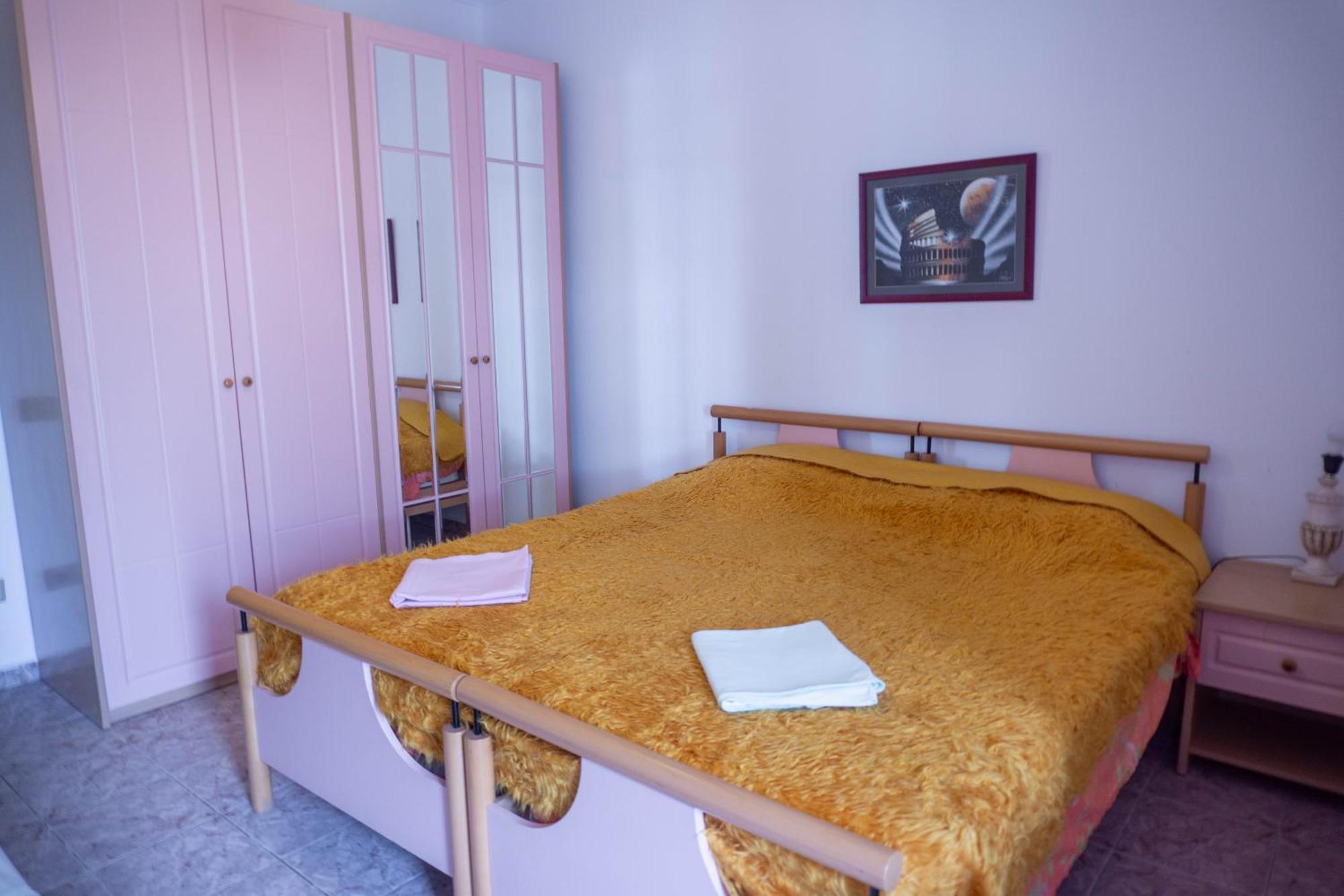 Bllok Bright Private Bedrooms With Private Bathroom On Shared Apartment Τίρανα Εξωτερικό φωτογραφία