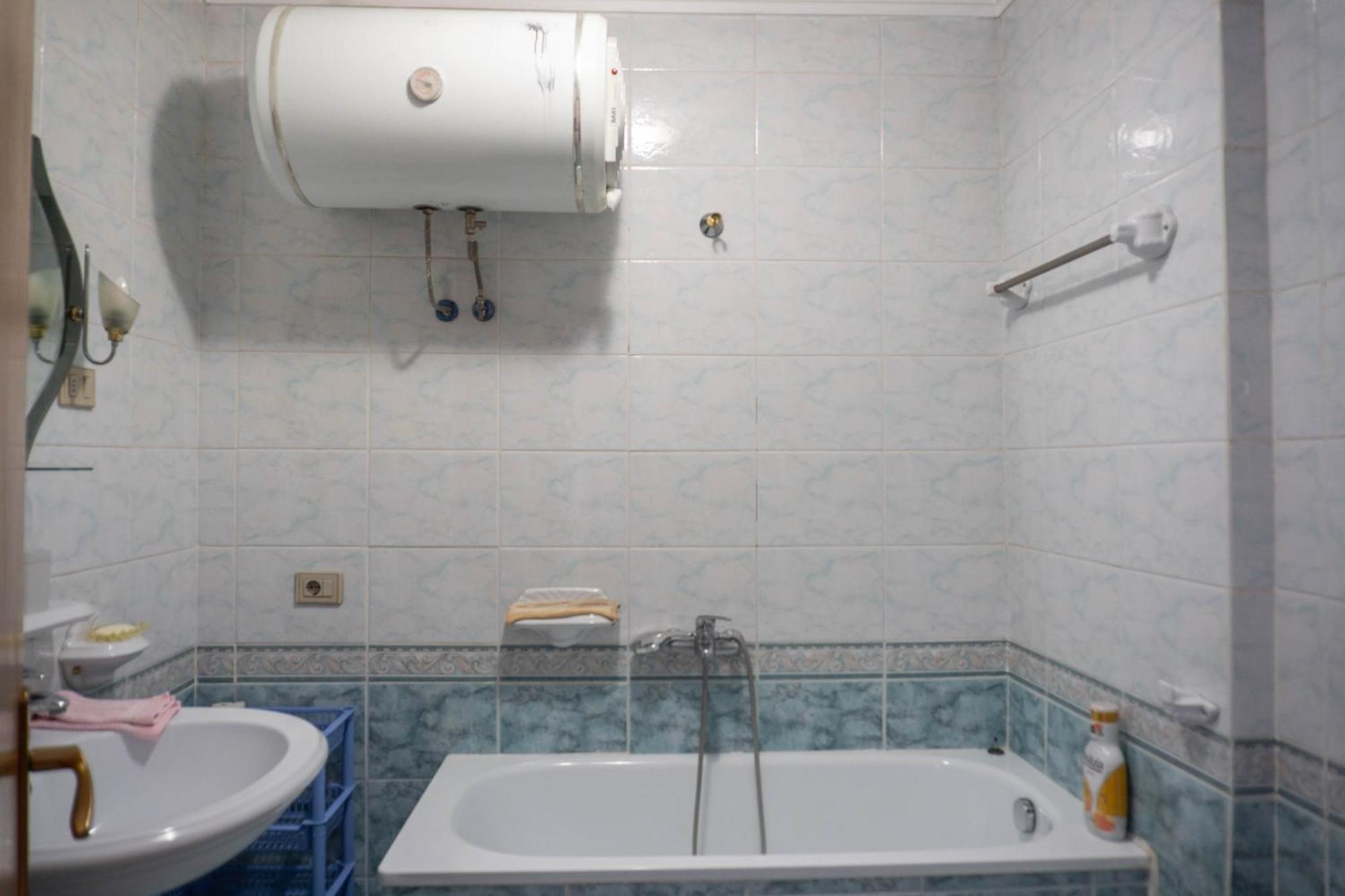 Bllok Bright Private Bedrooms With Private Bathroom On Shared Apartment Τίρανα Εξωτερικό φωτογραφία