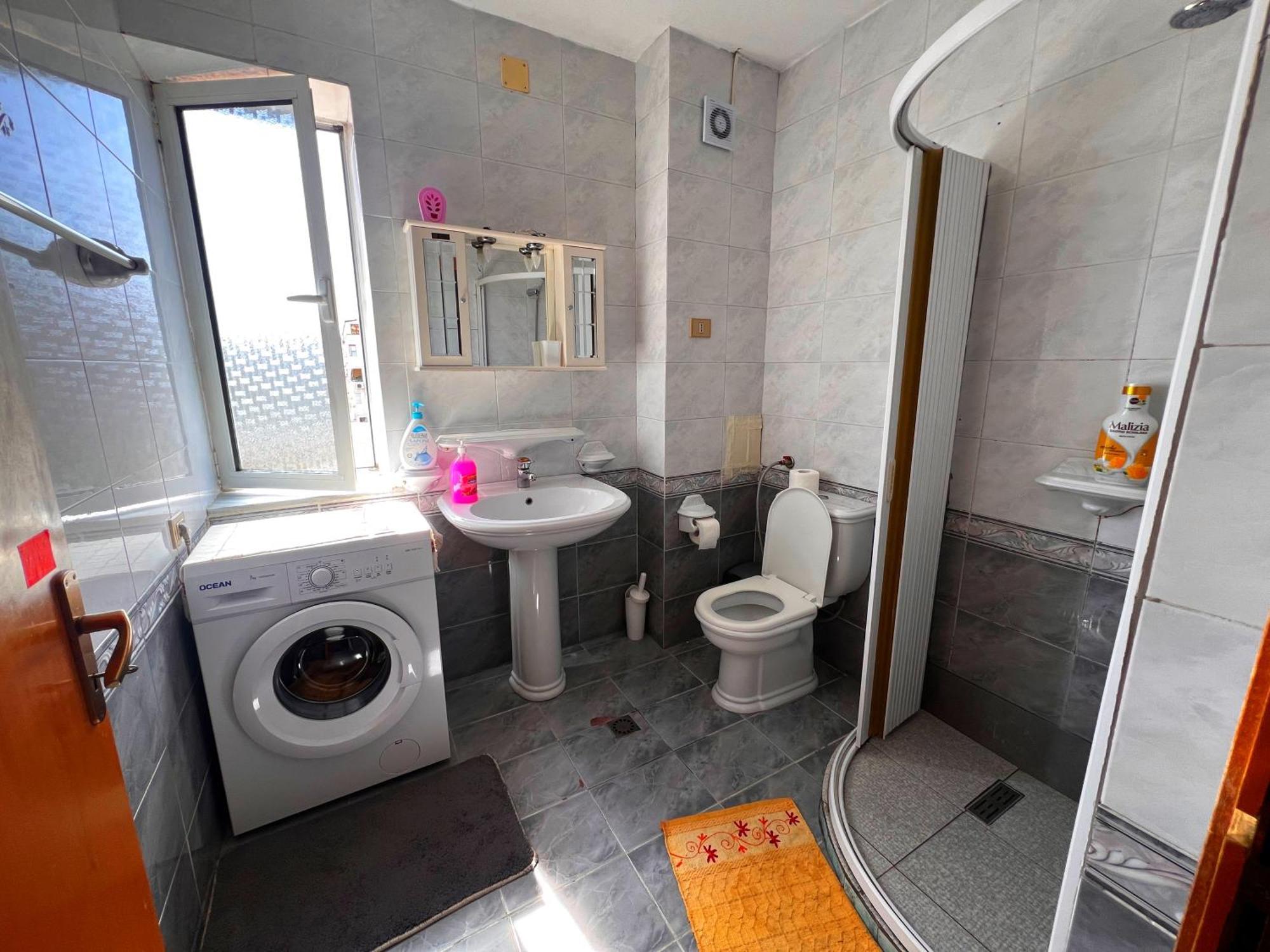 Bllok Bright Private Bedrooms With Private Bathroom On Shared Apartment Τίρανα Εξωτερικό φωτογραφία