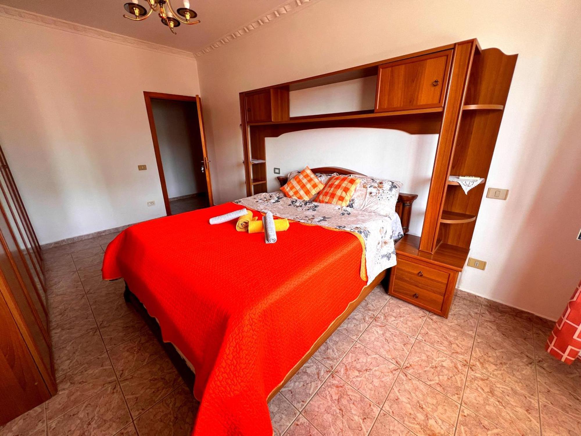 Bllok Bright Private Bedrooms With Private Bathroom On Shared Apartment Τίρανα Εξωτερικό φωτογραφία